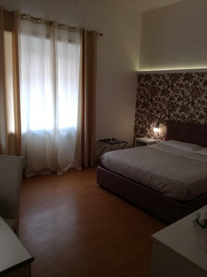 B&B Abatjour - Ambiente Sanificato - Test Antilegionella Assolto Foggia Exterior photo