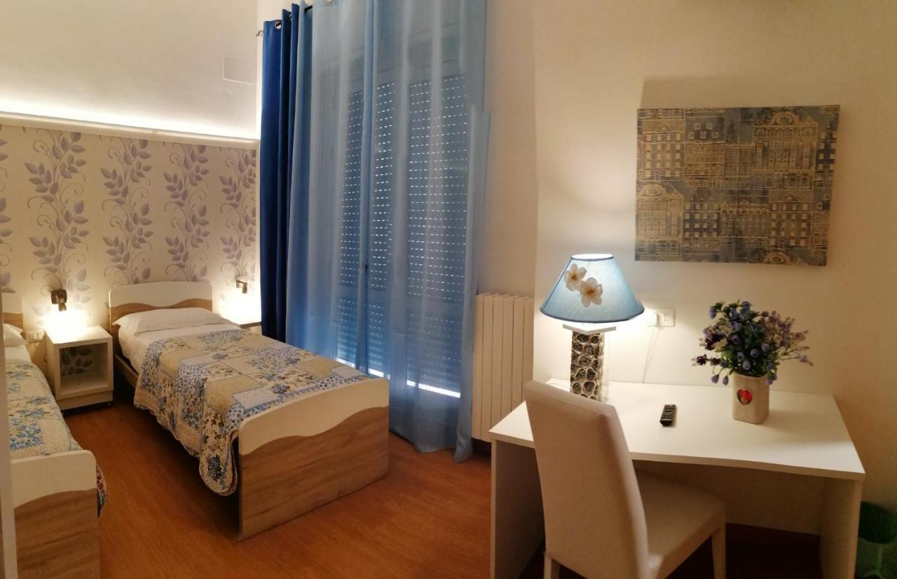 B&B Abatjour - Ambiente Sanificato - Test Antilegionella Assolto Foggia Exterior photo