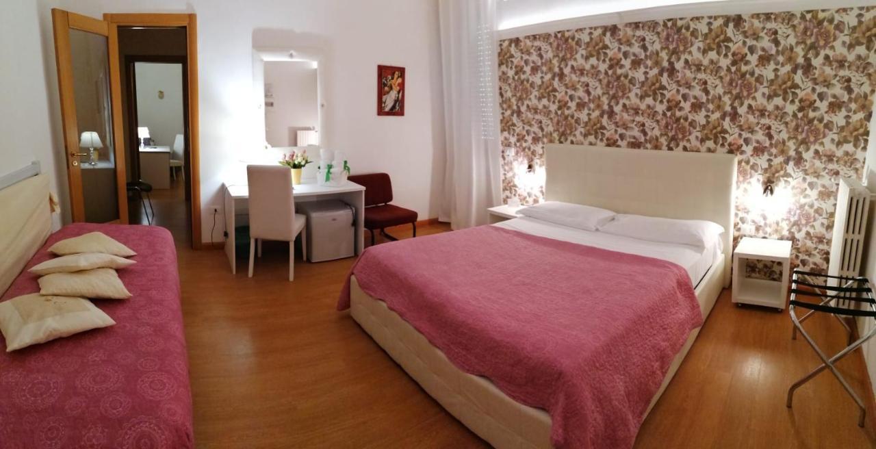 B&B Abatjour - Ambiente Sanificato - Test Antilegionella Assolto Foggia Exterior photo